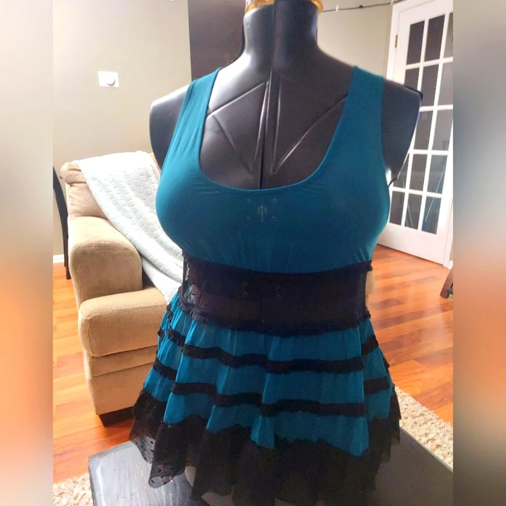 Moda International VS Women's dress top - Picture 1 of 4